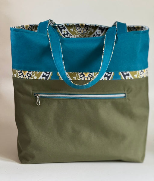 NautiPup Splash Waterproof Tote