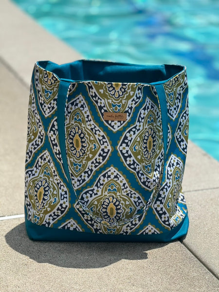 NautiPup Splash Waterproof Tote
